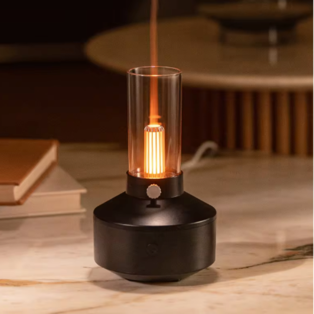 Ingrid - Retro Aroma Diffuser för nostalgisk charm och modernt snitt